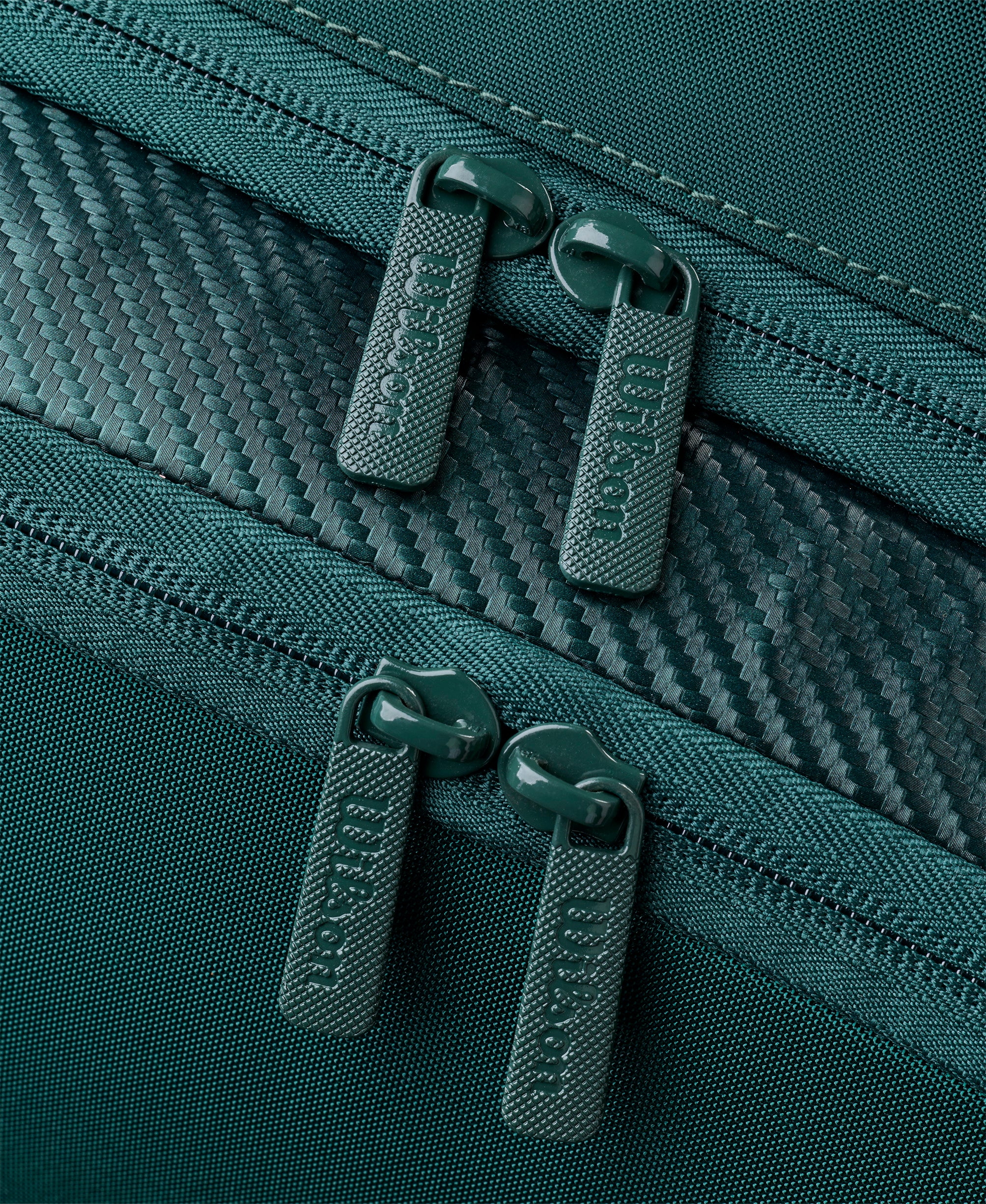 Wilson Blade V10 2026 9PK Racquet Bag Green - WR8056301001