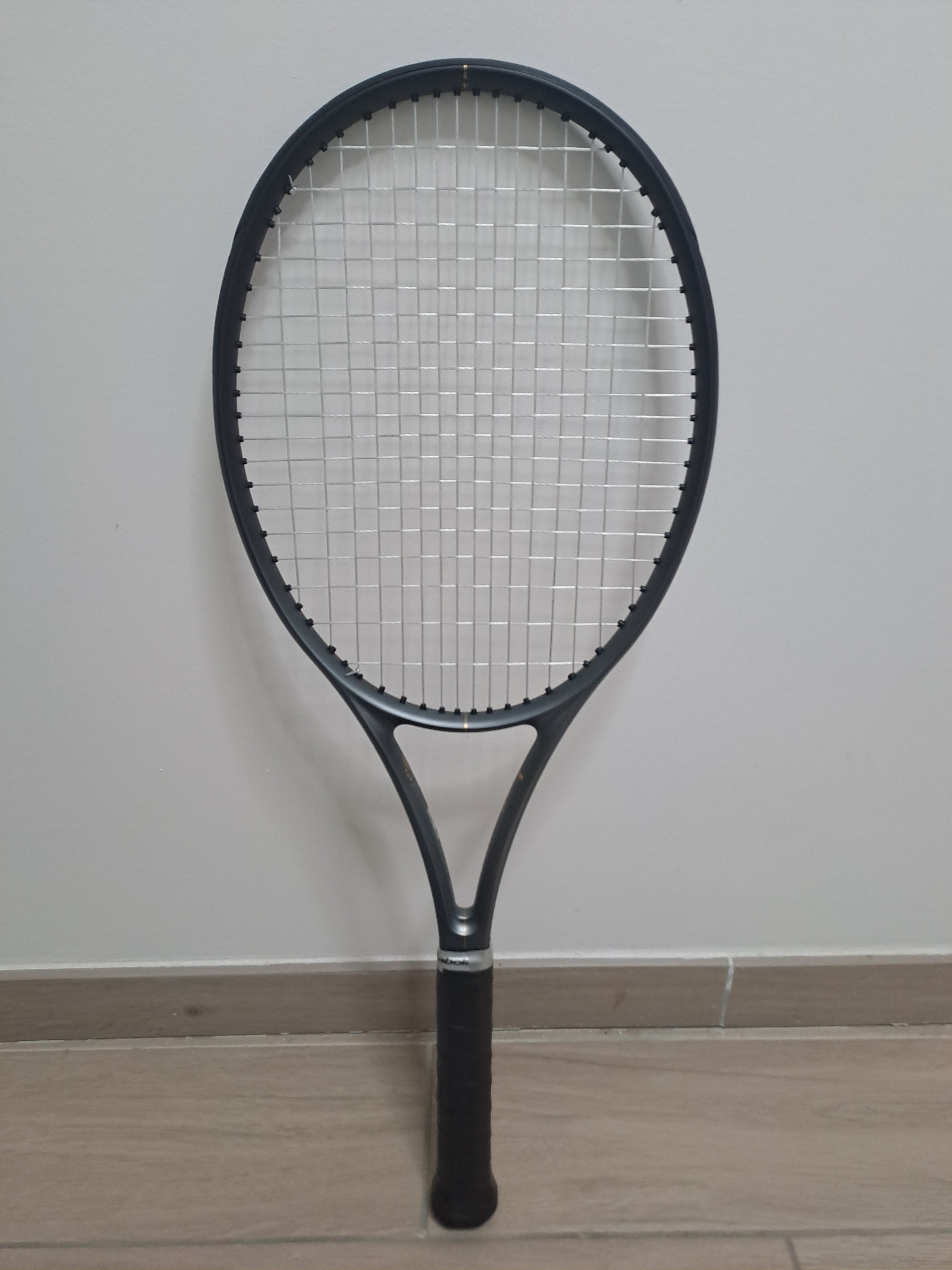 Wilson RF 01 PRO Laver Cup 2025 (320 gr) Grip 2 Occasion (comme neuve)